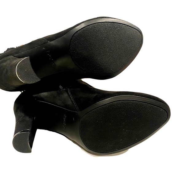 NWOTB - BEBE BARYA Black Suede Knee High Boots with Gold-tone Logo Size 10 - Picture 7 of 10